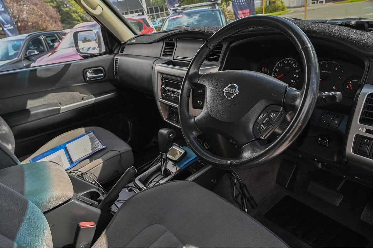 2011 Nissan Patrol ST GU 7