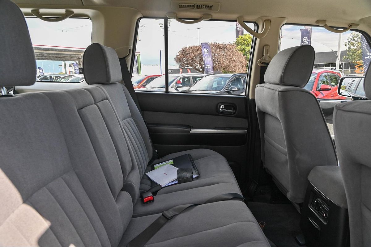 2011 Nissan Patrol ST GU 7