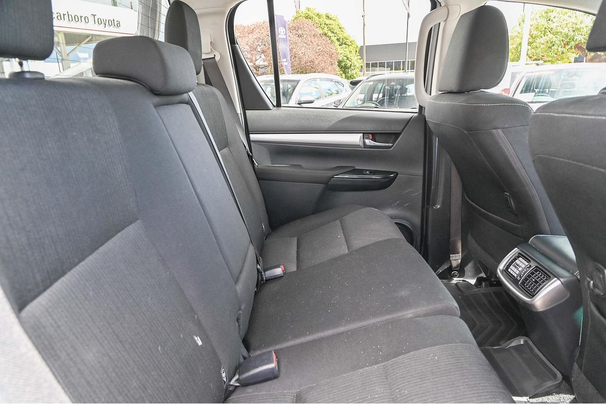 2022 Toyota Hilux SR5 GUN126R 4X4