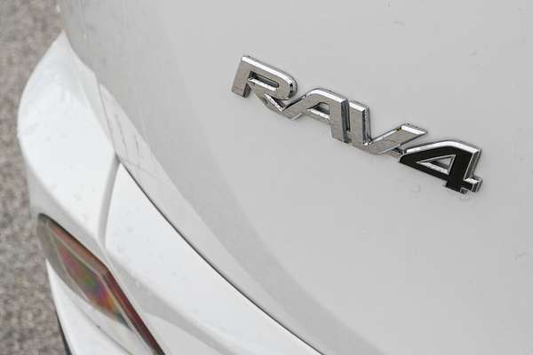 2017 Toyota RAV4 GX ASA44R