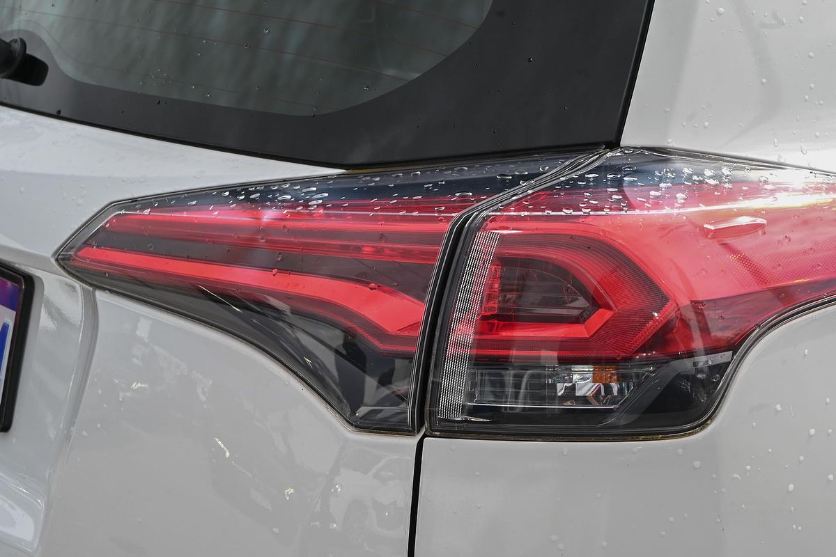 2017 Toyota RAV4 GX ASA44R