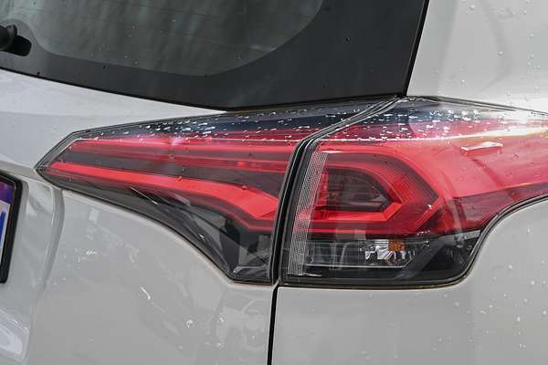 2017 Toyota RAV4 GX ASA44R