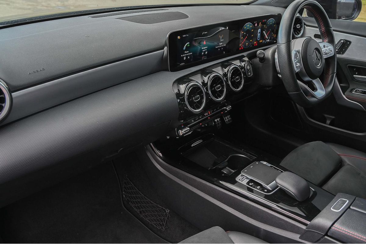 2019 Mercedes-Benz A-Class A180 V177