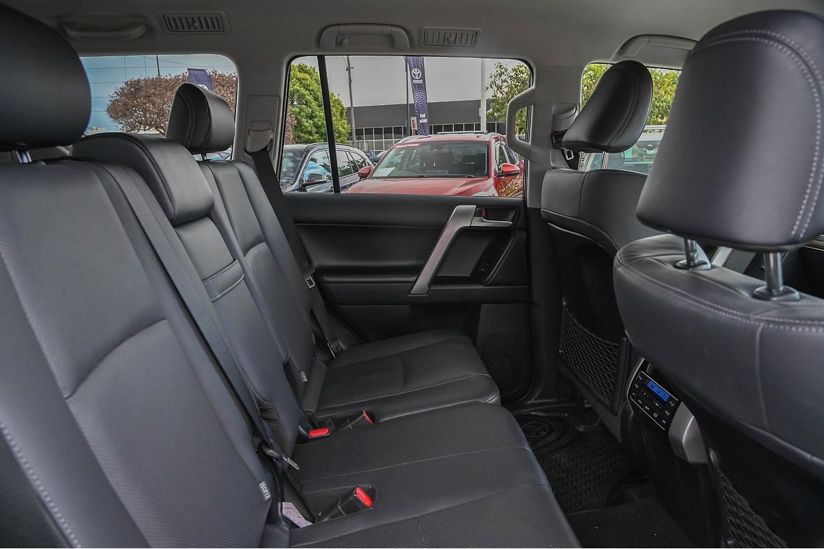 2022 Toyota Landcruiser Prado VX GDJ150R