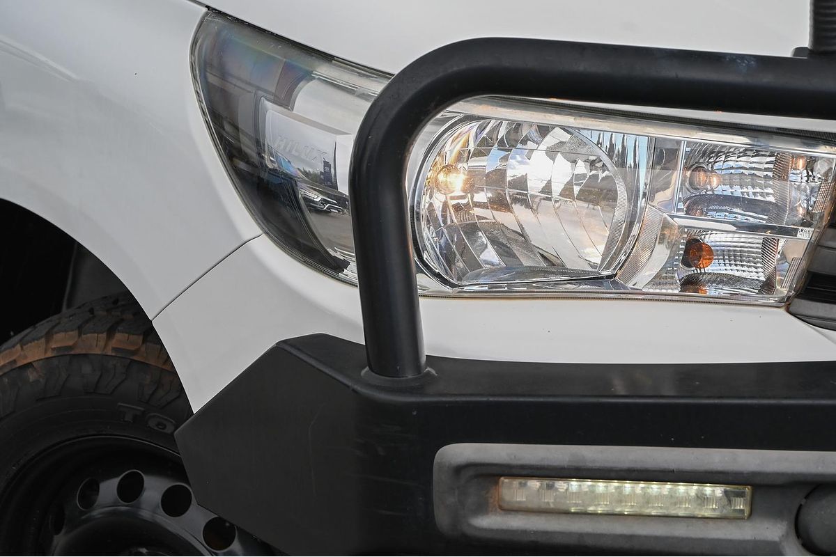2017 Toyota Hilux SR GUN126R 4X4
