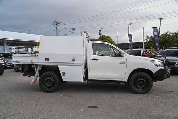 2017 Toyota Hilux SR GUN126R 4X4
