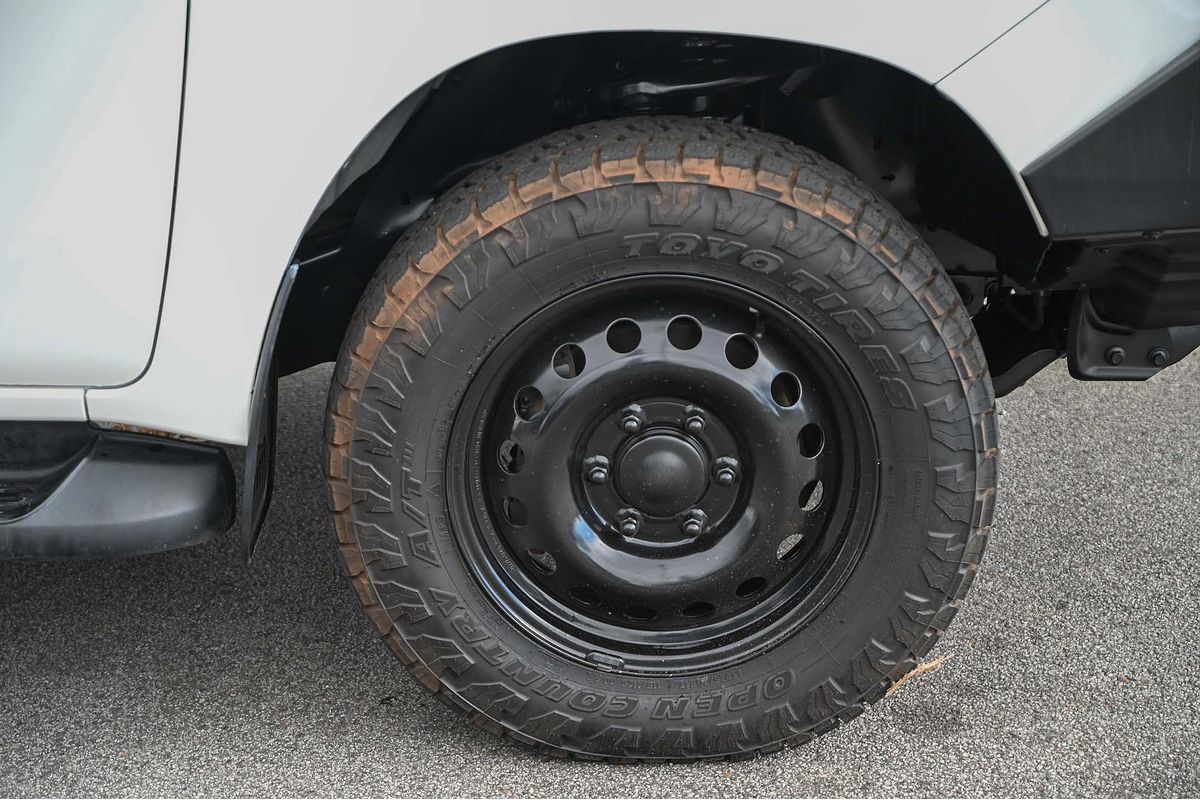 2017 Toyota Hilux SR GUN126R 4X4