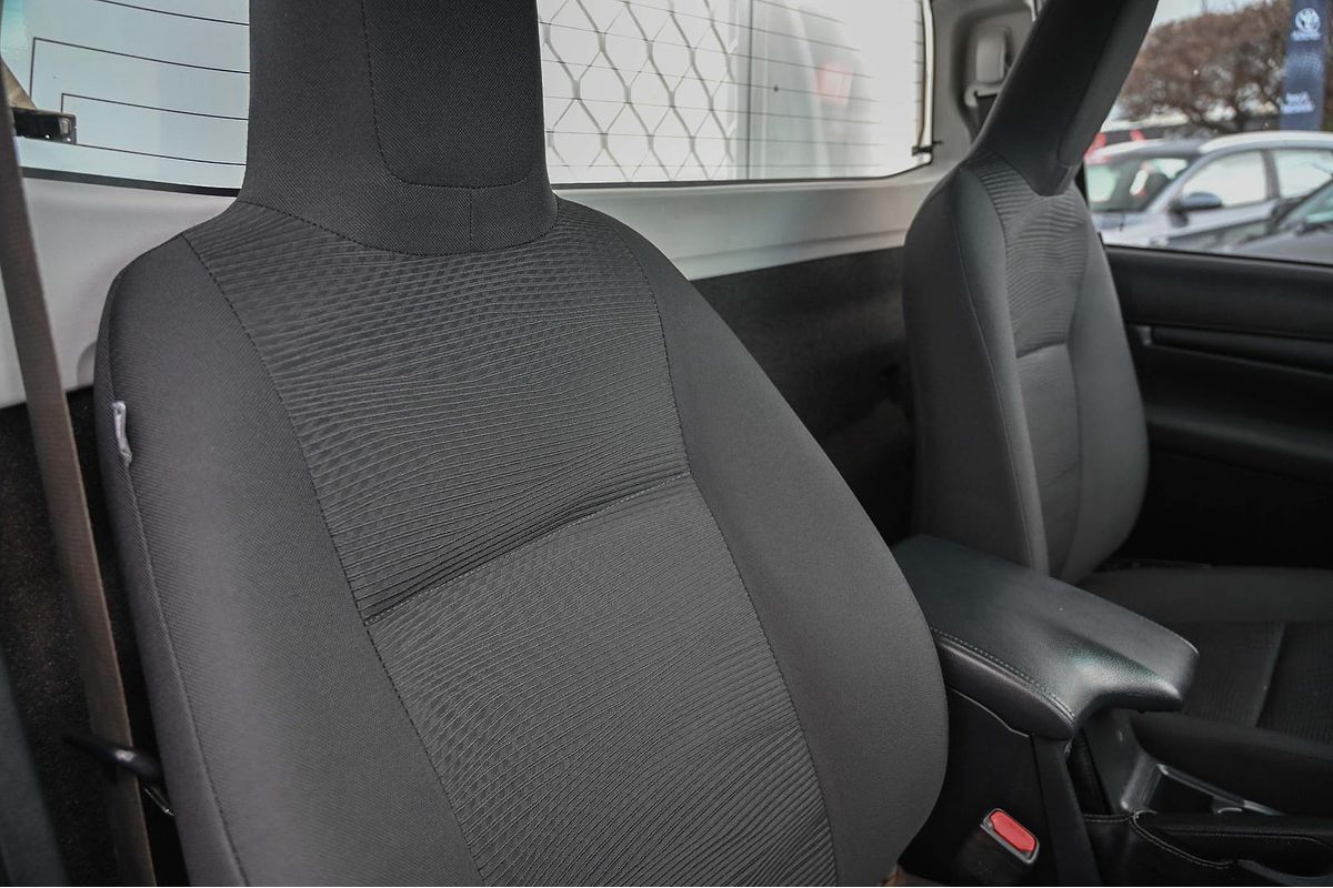 2017 Toyota Hilux SR GUN126R 4X4