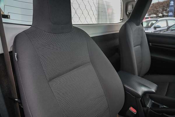 2017 Toyota Hilux SR GUN126R 4X4