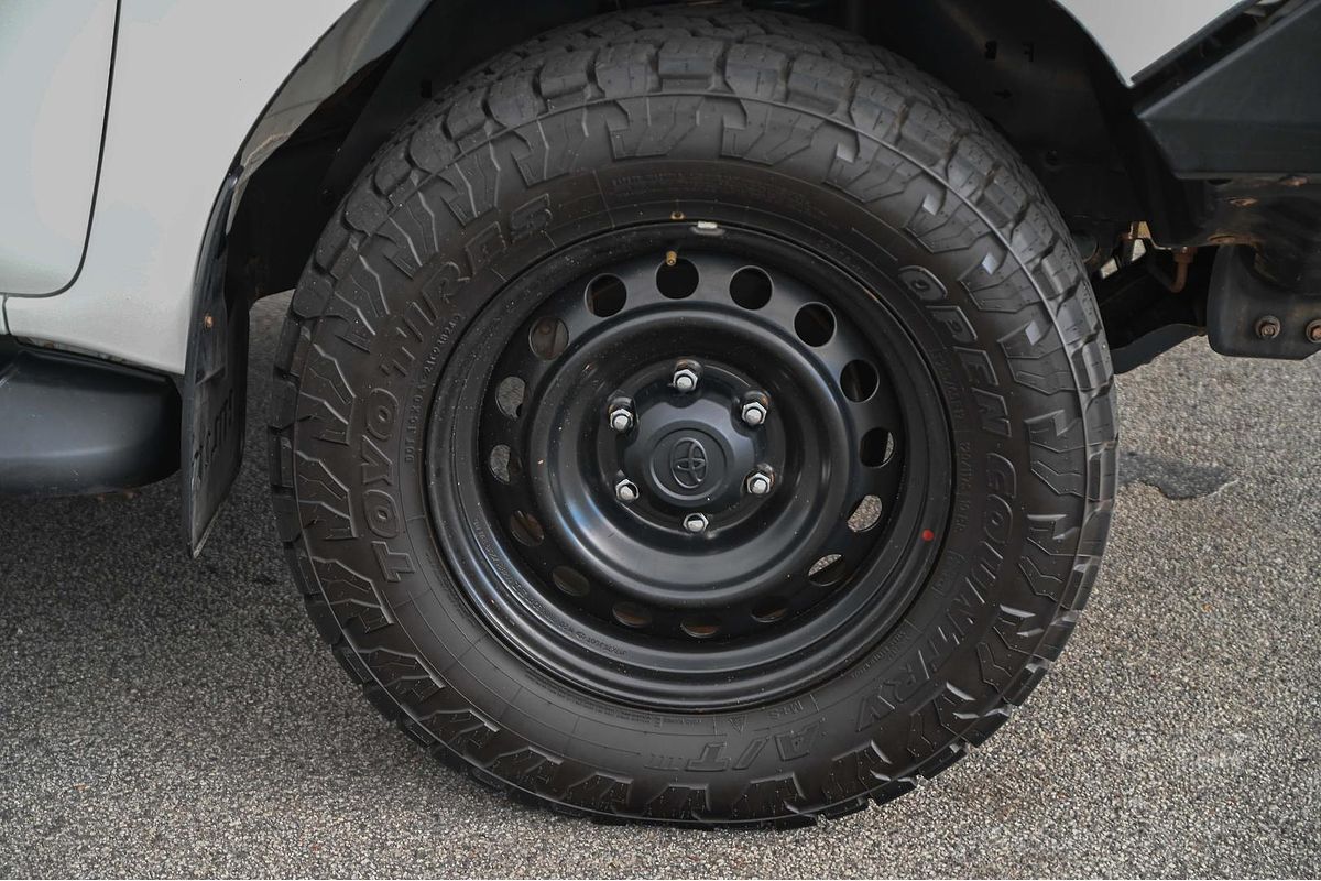 2021 Toyota Hilux SR GUN126R 4X4