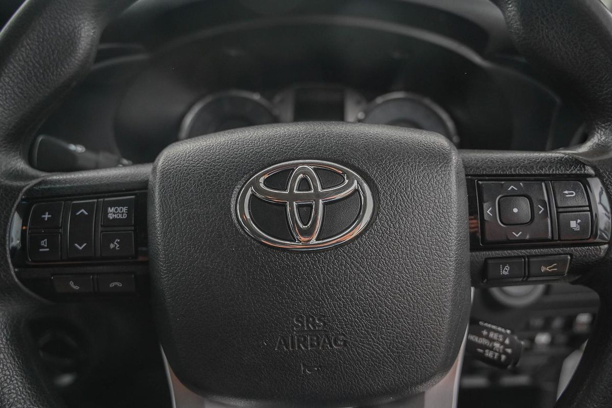 2021 Toyota Hilux SR GUN126R 4X4