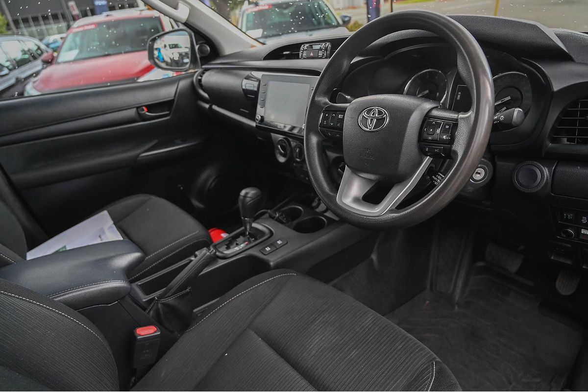 2021 Toyota Hilux SR GUN126R 4X4