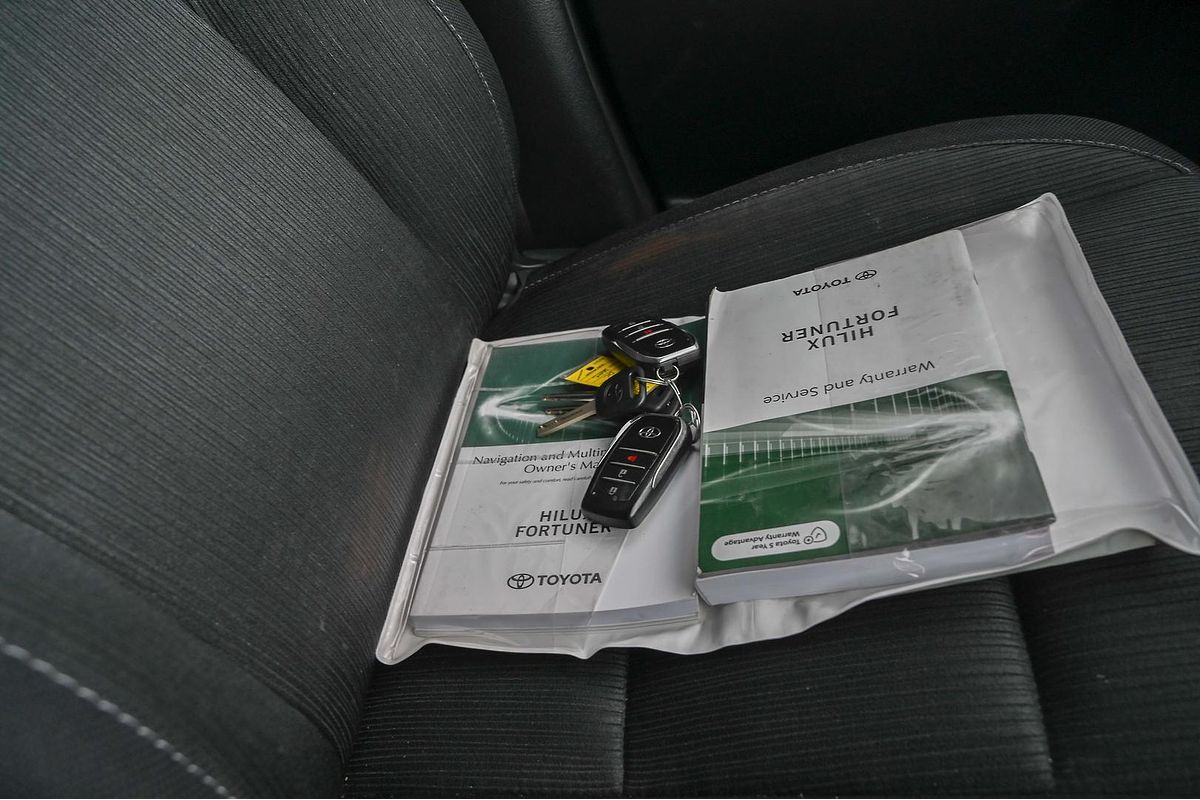 2022 Toyota Hilux SR5 GUN126R 4X4