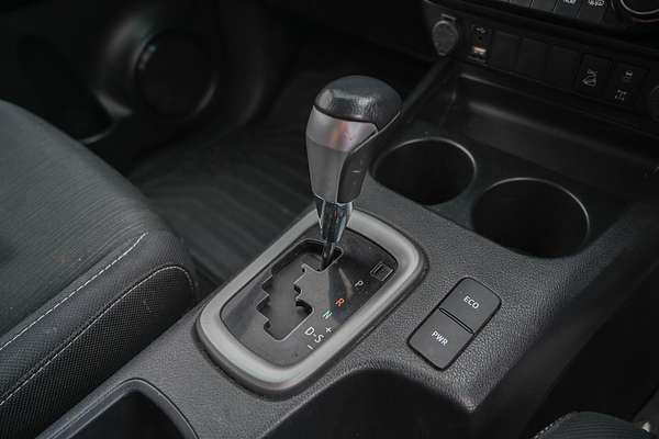 2022 Toyota Hilux SR5 GUN126R 4X4