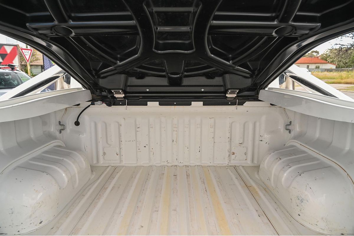 2022 Toyota Hilux SR5 GUN126R 4X4