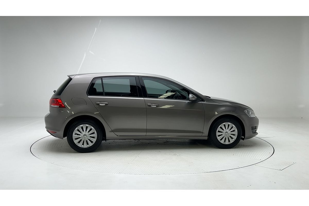 2014 Volkswagen Golf 90TSI 7