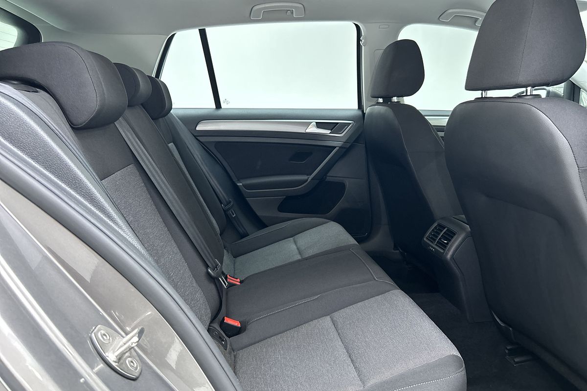 2014 Volkswagen Golf 90TSI 7