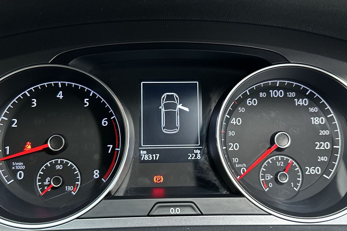 2014 Volkswagen Golf 90TSI 7