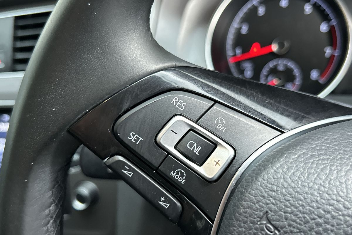 2014 Volkswagen Golf 90TSI 7