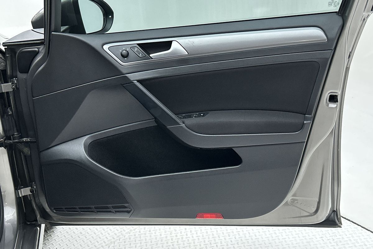 2014 Volkswagen Golf 90TSI 7