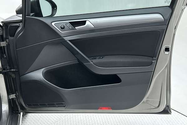 2014 Volkswagen Golf 90TSI 7