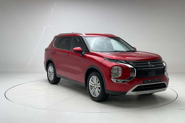 2023 Mitsubishi Outlander LS ZM