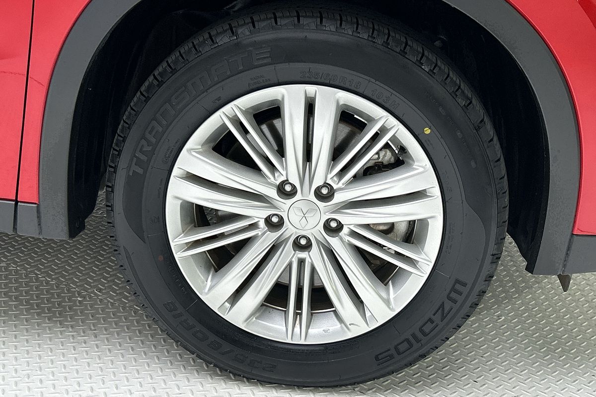 2023 Mitsubishi Outlander LS ZM