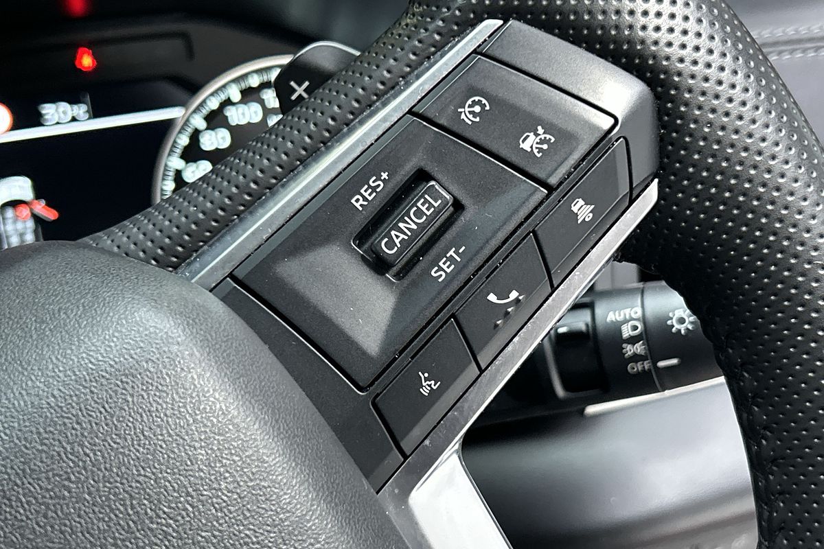 2023 Mitsubishi Outlander LS ZM