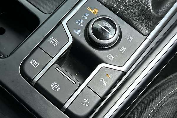 2023 Kia Sorento S MQ4