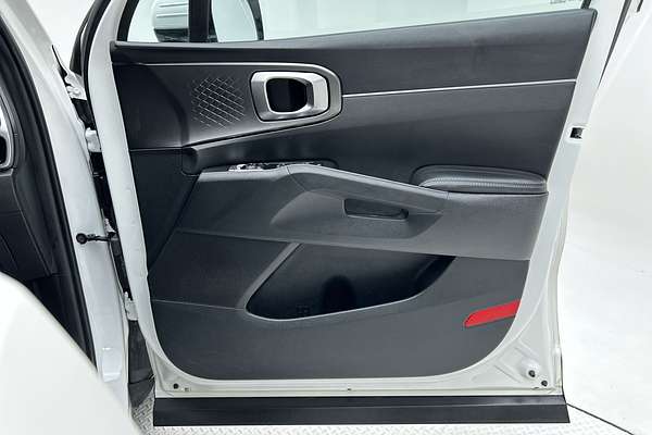 2023 Kia Sorento S MQ4
