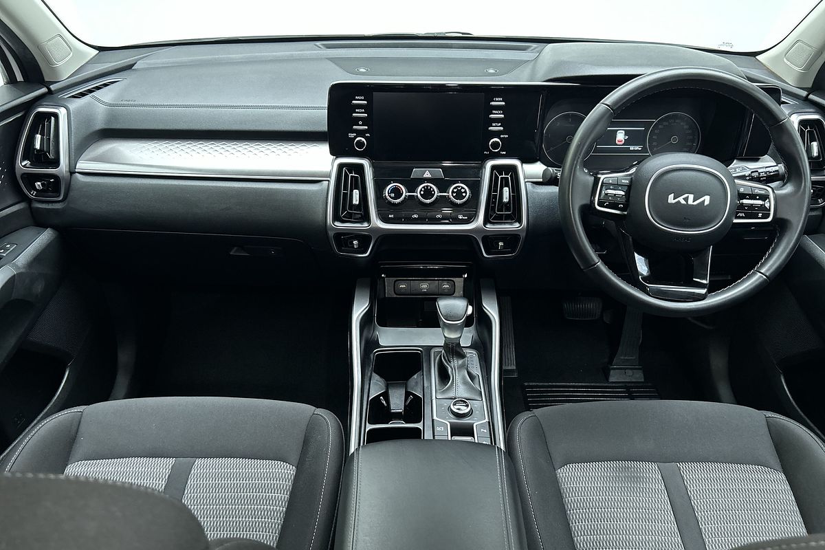 2023 Kia Sorento S MQ4