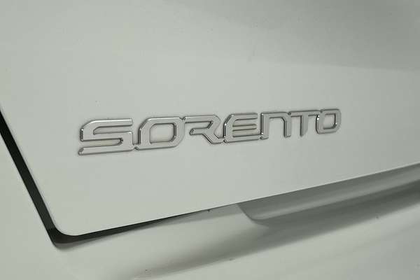 2023 Kia Sorento S MQ4
