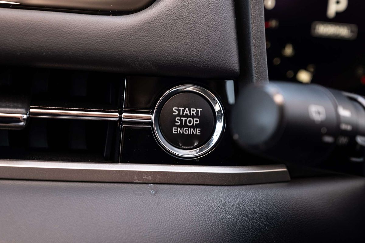 2025 Mitsubishi Outlander ES ZM