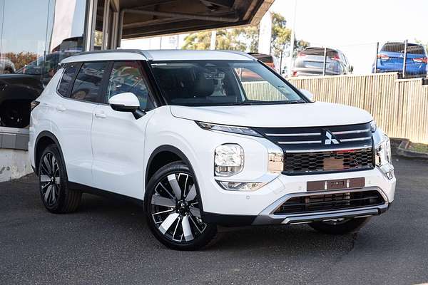 2025 Mitsubishi Outlander Aspire ZM