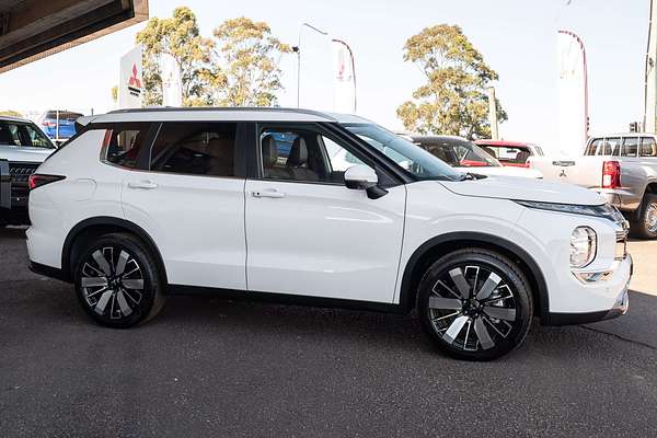 2025 Mitsubishi Outlander Aspire ZM