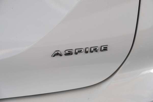 2025 Mitsubishi Outlander Aspire ZM