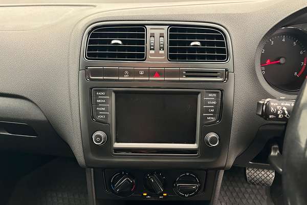 2001 Volkswagen Polo 66TSI Trendline 6R