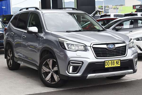 2019 Subaru Forester Hybrid S S5