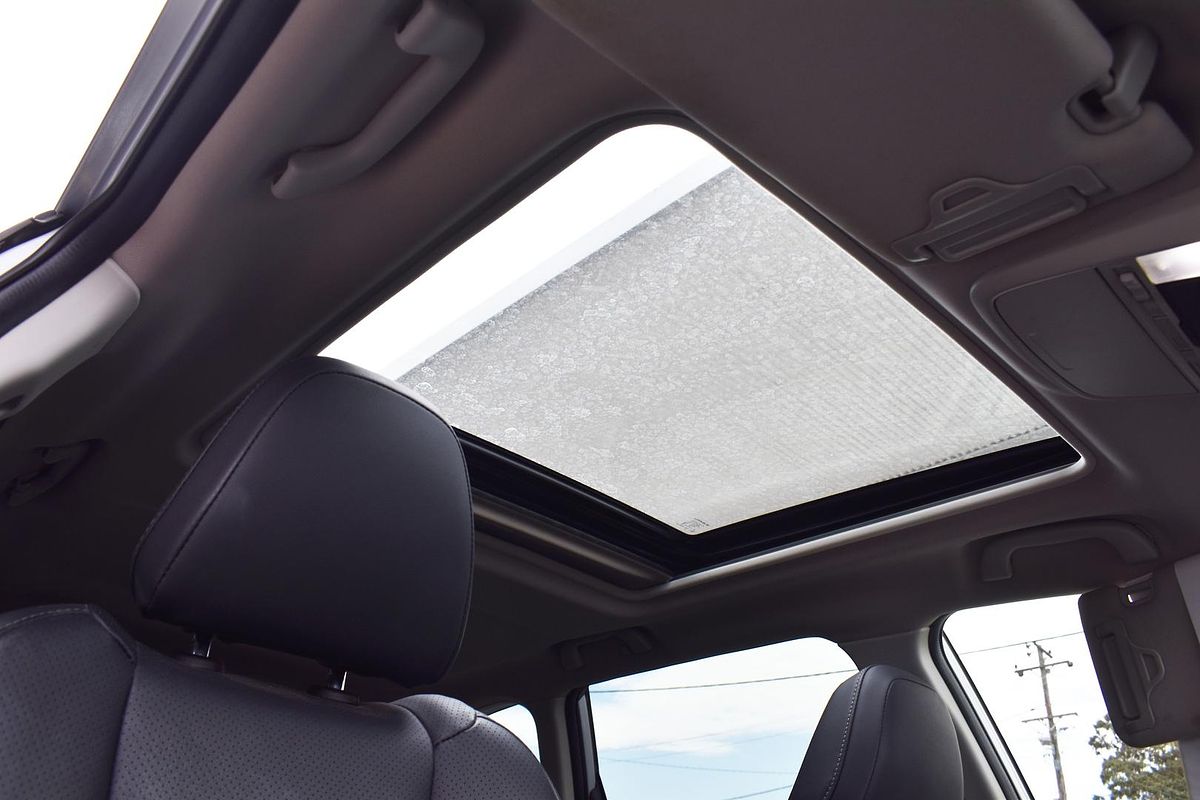 2019 Subaru Forester Hybrid S S5