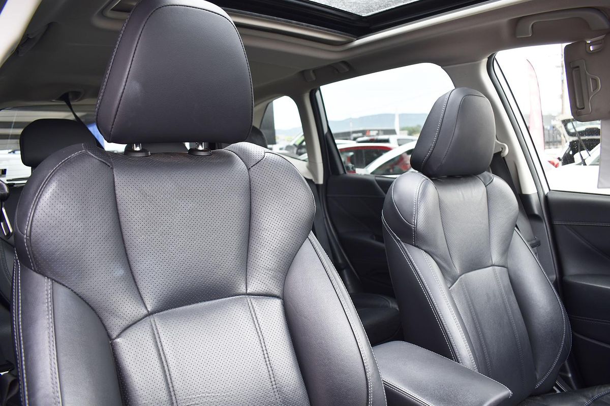 2019 Subaru Forester Hybrid S S5