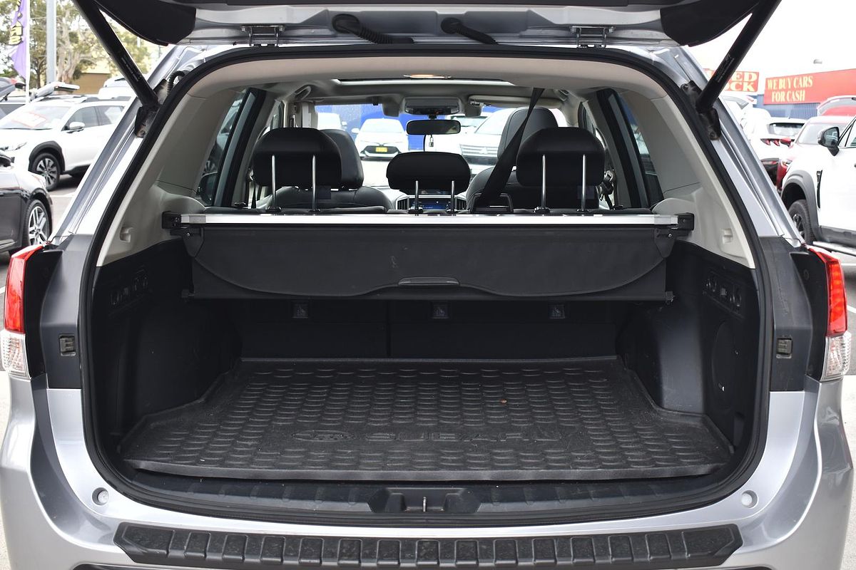 2019 Subaru Forester Hybrid S S5