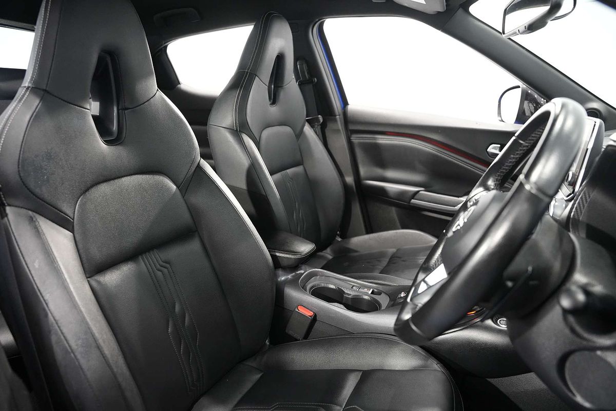 2023 Nissan JUKE ST-L F16