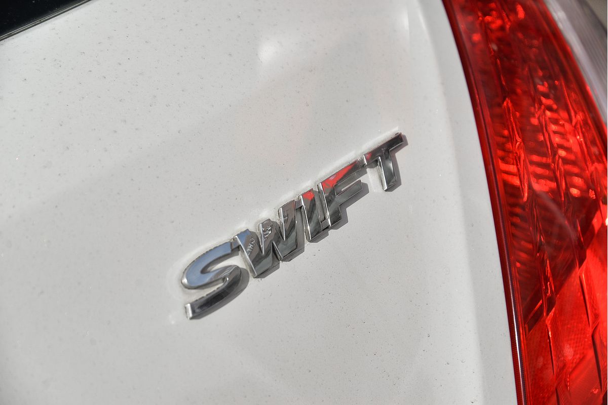 2011 Suzuki Swift GL FZ