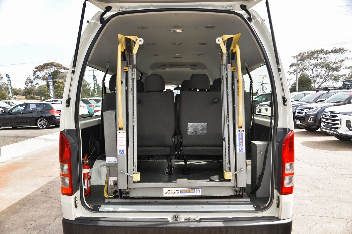 2014 Toyota Hiace Commuter TRH223R ELWB High Roof