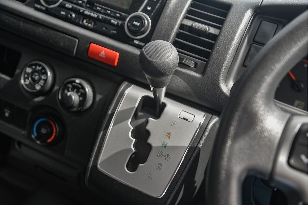 2014 Toyota Hiace Commuter TRH223R ELWB High Roof