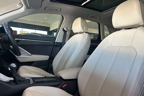 2022 Audi Q3 35 TFSI F3