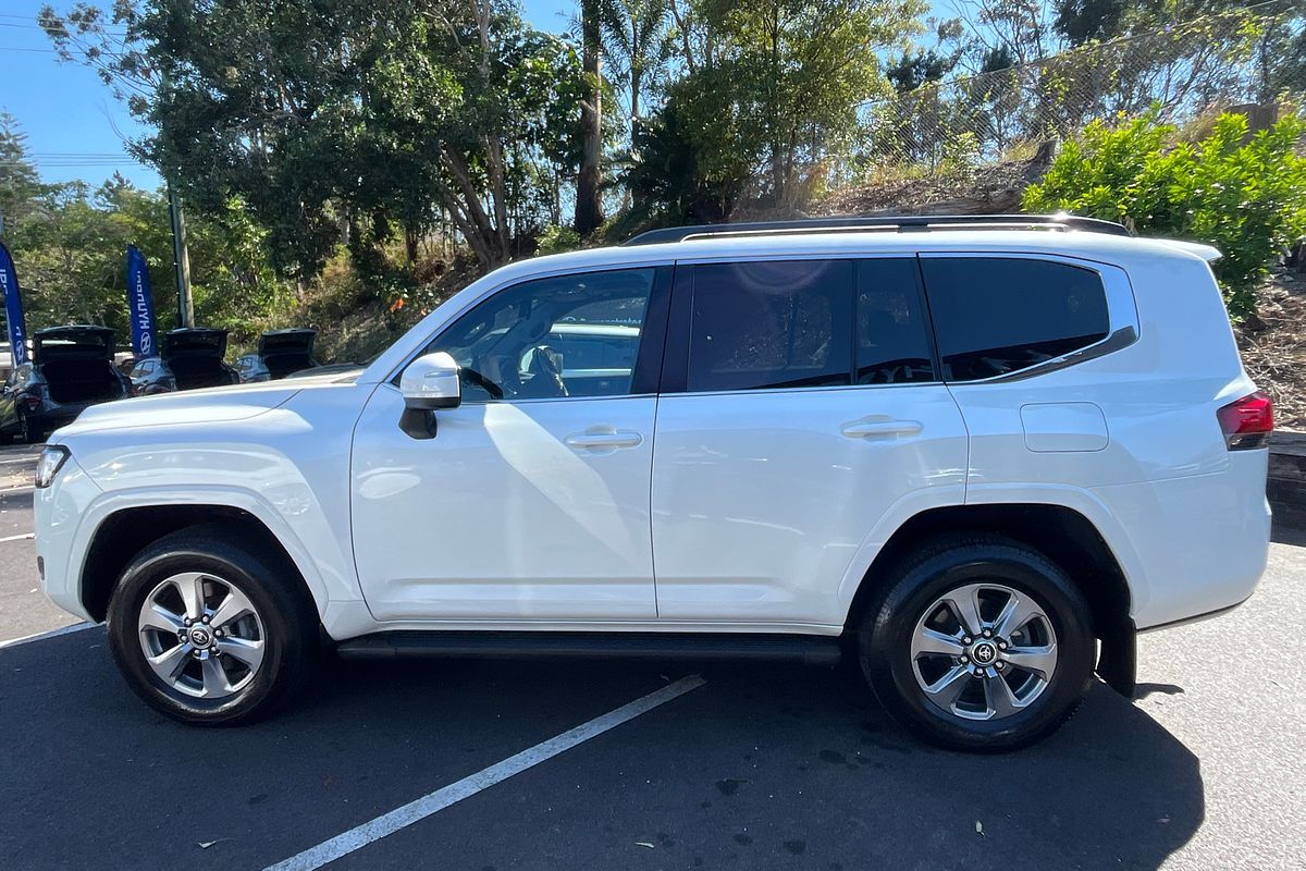 2022 Toyota Landcruiser VX FJA300R