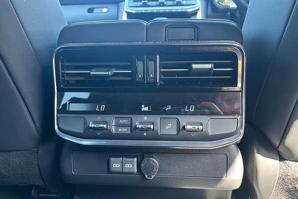 2022 Toyota Landcruiser VX FJA300R