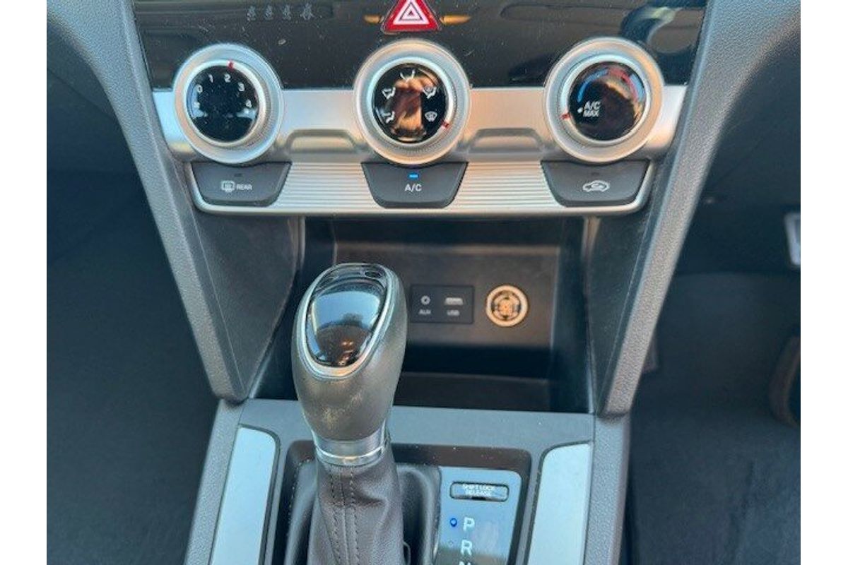 2019 Hyundai Elantra Active AD.2