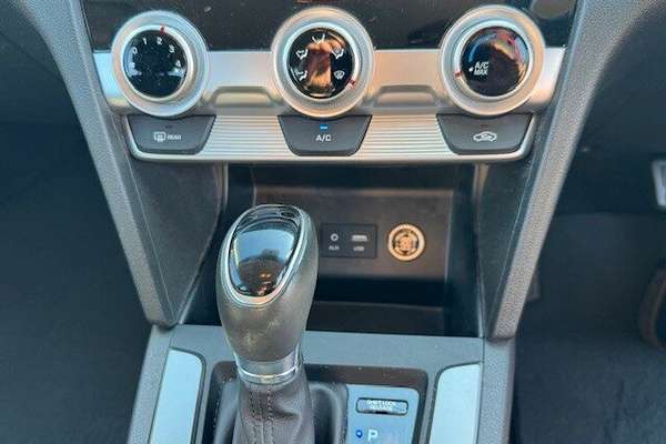 2019 Hyundai Elantra Active AD.2